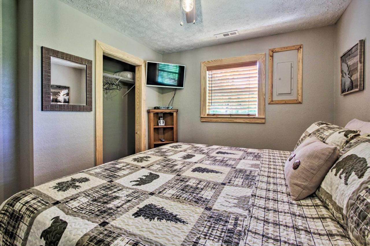 Secluded Cabin With Hot Tub, 3 Mi To Pigeon Forge! Sevierville Eksteriør billede