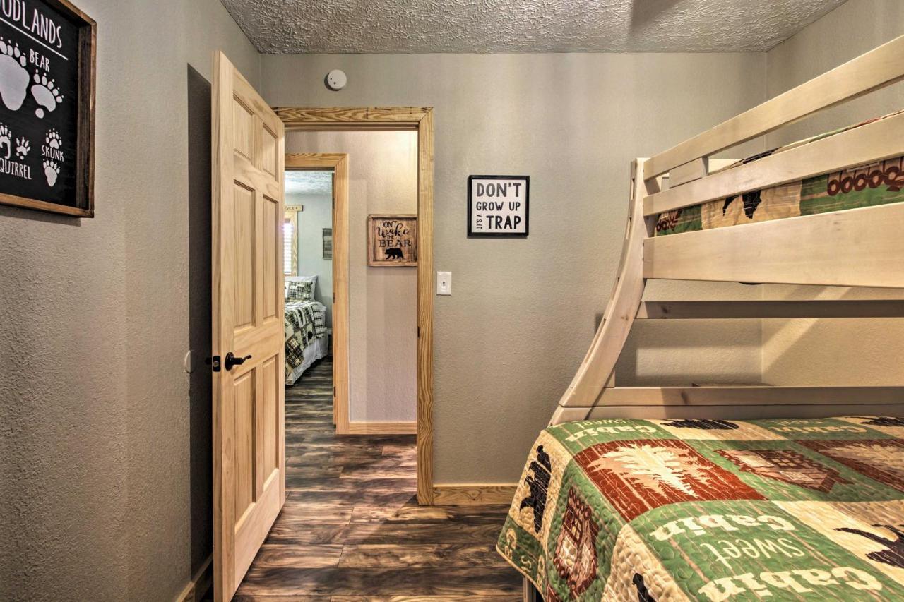 Secluded Cabin With Hot Tub, 3 Mi To Pigeon Forge! Sevierville Eksteriør billede