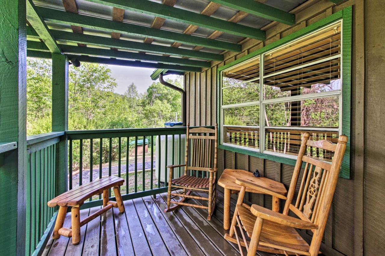 Secluded Cabin With Hot Tub, 3 Mi To Pigeon Forge! Sevierville Eksteriør billede