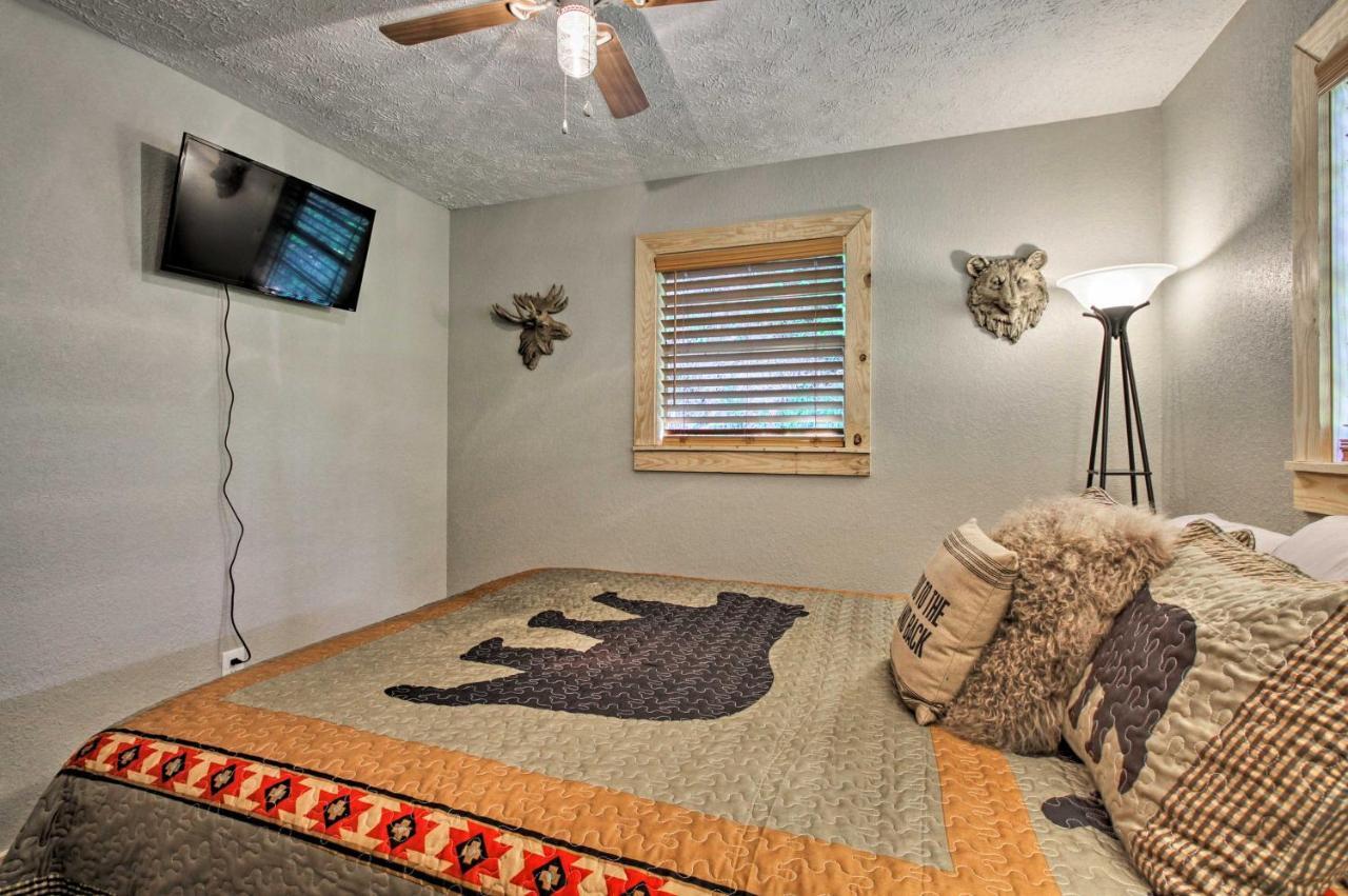 Secluded Cabin With Hot Tub, 3 Mi To Pigeon Forge! Sevierville Eksteriør billede